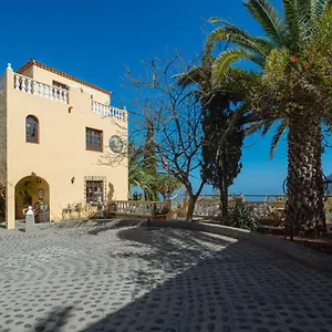 https://hotel-rural-villa-ariadna.in-canary-islands.com